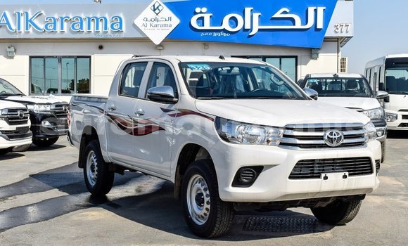 Acheter Import Voiture Toyota Hilux Blanc à Import - Dubai, Adrar Acheter Import Voiture Toyota Hilux Blanc à Import - Dubai, Adrar