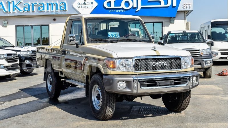 Big with watermark toyota land cruiser adrar import dubai 2100