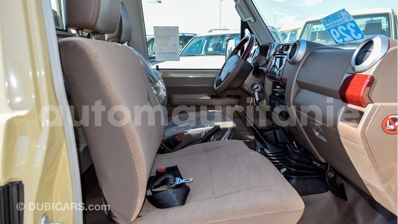 Big with watermark toyota land cruiser adrar import dubai 2100