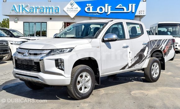 Acheter Import Voiture Mitsubishi L200 Blanc à Import - Dubai, Adrar Acheter Import Voiture Mitsubishi L200 Blanc à Import - Dubai, Adrar