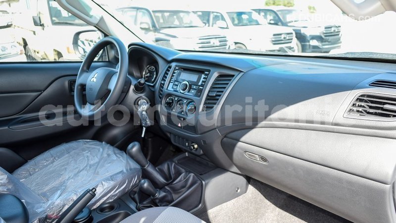 Big with watermark mitsubishi l200 adrar import dubai 2101