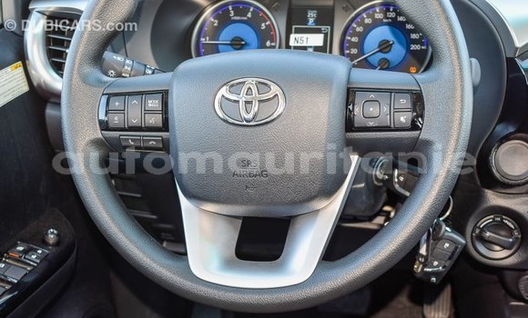Acheter Import Voiture Toyota Hilux Autre à Import - Dubai, Adrar Acheter Import Voiture Toyota Hilux Autre à Import - Dubai, Adrar