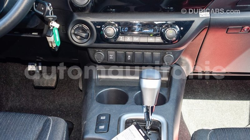 Big with watermark toyota hilux adrar import dubai 2103