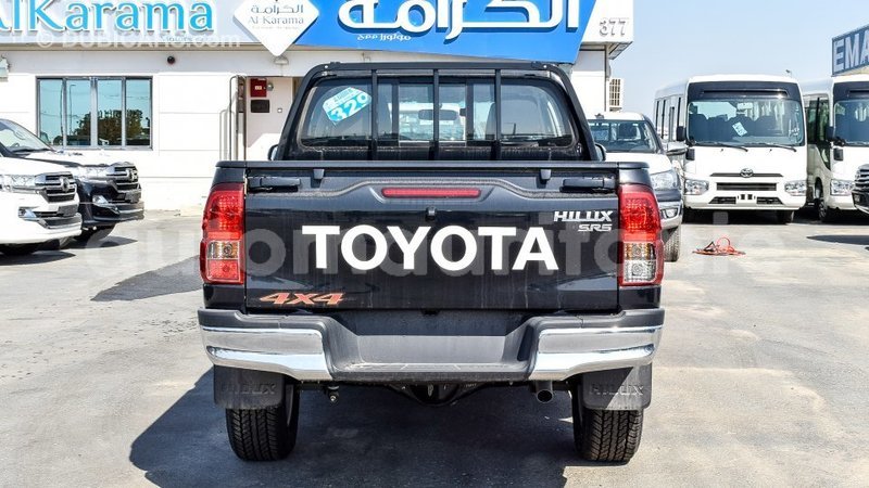 Big with watermark toyota hilux adrar import dubai 2103