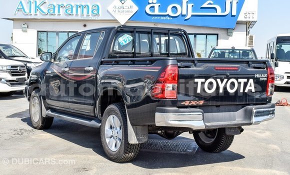 Acheter Import Voiture Toyota Hilux Noir à Import - Dubai, Adrar Acheter Import Voiture Toyota Hilux Noir à Import - Dubai, Adrar