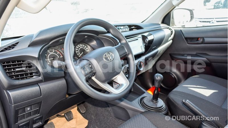 Big with watermark toyota hilux adrar import dubai 2104