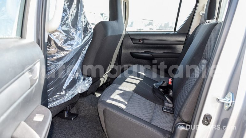 Big with watermark toyota hilux adrar import dubai 2104