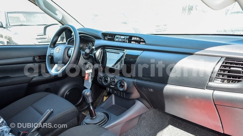 Big with watermark toyota hilux adrar import dubai 2104