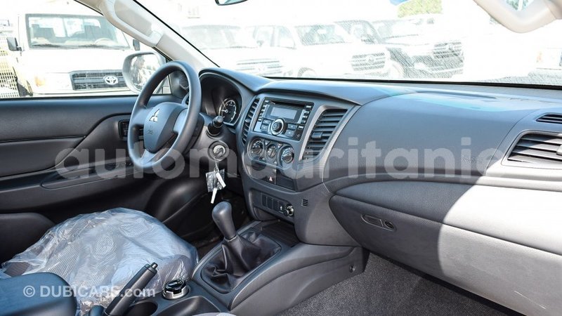 Big with watermark mitsubishi l200 adrar import dubai 2105