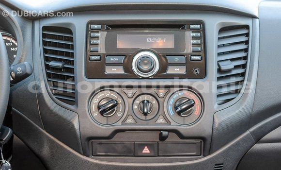 Acheter Import Voiture Mitsubishi L200 Blanc à Import - Dubai, Adrar Acheter Import Voiture Mitsubishi L200 Blanc à Import - Dubai, Adrar