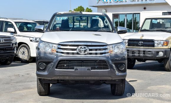 Acheter Import Voiture Toyota Hilux Autre à Import - Dubai, Adrar Acheter Import Voiture Toyota Hilux Autre à Import - Dubai, Adrar