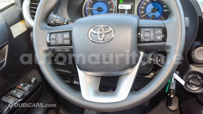 Big with watermark toyota hilux adrar import dubai 2107