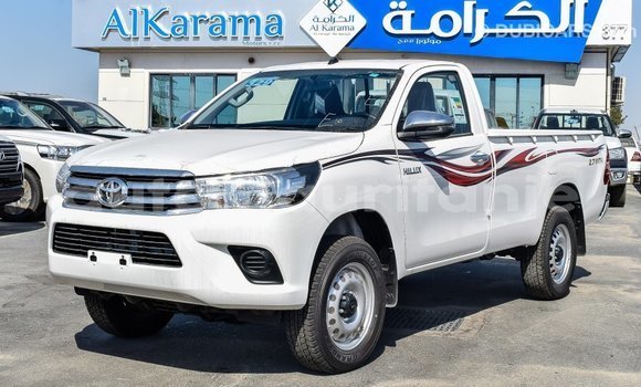 Acheter Import Voiture Toyota Hilux Blanc à Import - Dubai, Adrar Acheter Import Voiture Toyota Hilux Blanc à Import - Dubai, Adrar