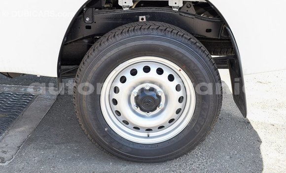 Acheter Import Voiture Toyota Hilux Blanc à Import - Dubai, Adrar Acheter Import Voiture Toyota Hilux Blanc à Import - Dubai, Adrar