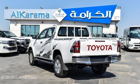 Acheter Import Voiture Toyota Hilux Blanc à Import - Dubai, Adrar Acheter Import Voiture Toyota Hilux Blanc à Import - Dubai, Adrar