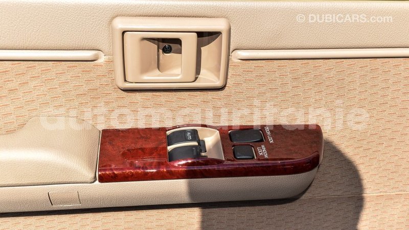 Big with watermark toyota land cruiser adrar import dubai 2110