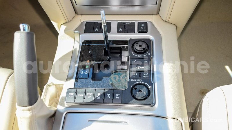 Big with watermark toyota land cruiser adrar import dubai 2111