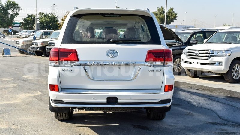 Big with watermark toyota land cruiser adrar import dubai 2111