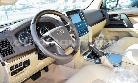 Acheter Import Voiture Toyota Land Cruiser Noir à Import - Dubai, Adrar Acheter Import Voiture Toyota Land Cruiser Noir à Import - Dubai, Adrar