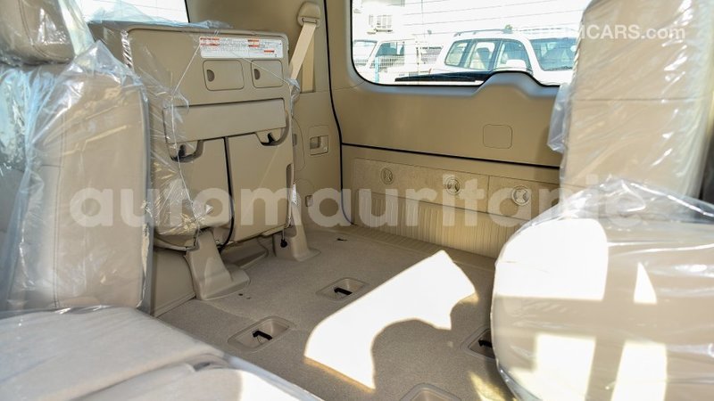 Big with watermark toyota land cruiser adrar import dubai 2112