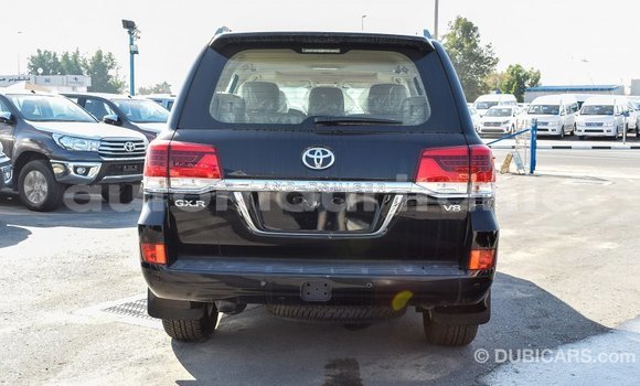 Acheter Import Voiture Toyota Land Cruiser Noir à Import - Dubai, Adrar Acheter Import Voiture Toyota Land Cruiser Noir à Import - Dubai, Adrar