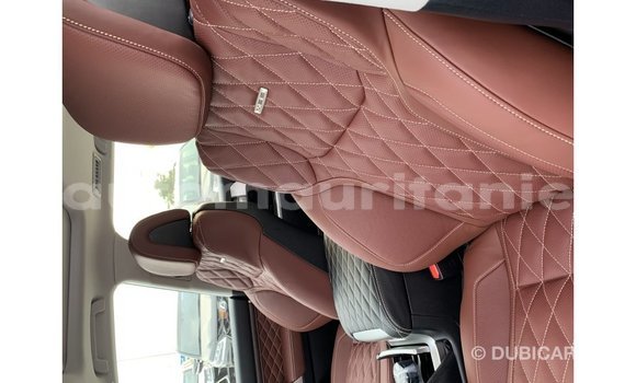 Buy Import Toyota Land Cruiser Black Car in Import - Dubai in Adrar Buy Import Toyota Land Cruiser Black Car in Import - Dubai in Adrar