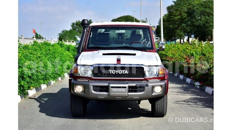 Big with watermark toyota land cruiser adrar import dubai 2136