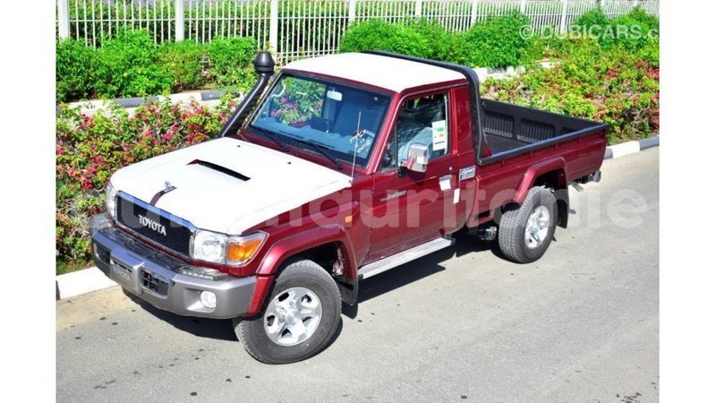 Big with watermark toyota land cruiser adrar import dubai 2136