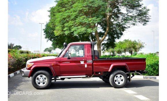 Buy Import Toyota Land Cruiser Red Car in Import - Dubai in Adrar Buy Import Toyota Land Cruiser Red Car in Import - Dubai in Adrar