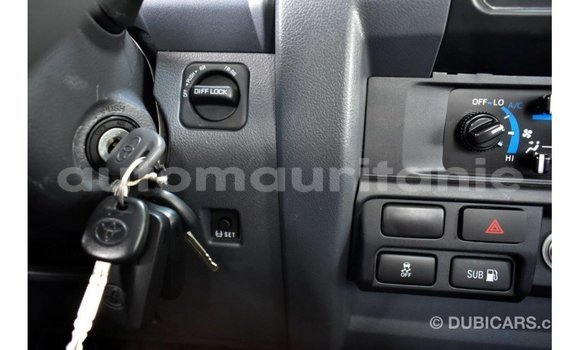 Buy Import Toyota Land Cruiser Red Car in Import - Dubai in Adrar Buy Import Toyota Land Cruiser Red Car in Import - Dubai in Adrar