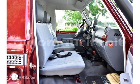 Buy Import Toyota Land Cruiser Red Car in Import - Dubai in Adrar Buy Import Toyota Land Cruiser Red Car in Import - Dubai in Adrar