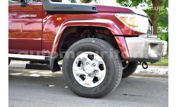 Buy Import Toyota Land Cruiser Red Car in Import - Dubai in Adrar Buy Import Toyota Land Cruiser Red Car in Import - Dubai in Adrar