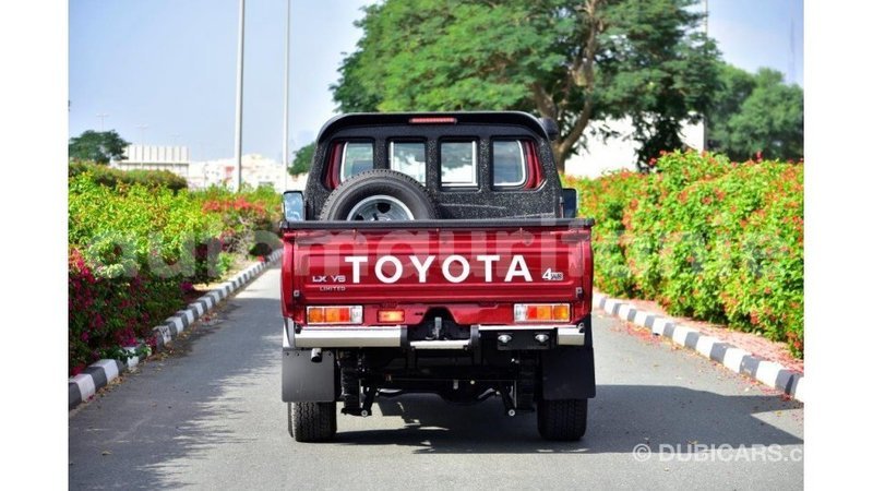 Big with watermark toyota land cruiser adrar import dubai 2136