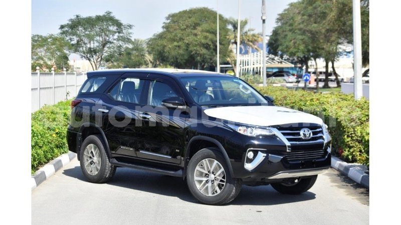 Big with watermark toyota fortuner adrar import dubai 2143