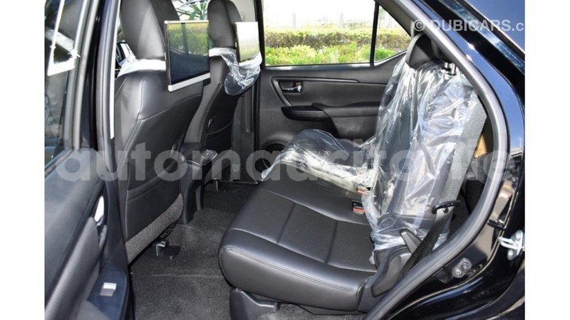 Big with watermark toyota fortuner adrar import dubai 2143