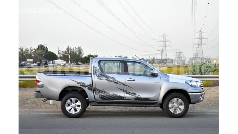 Big with watermark toyota hilux adrar import dubai 2144