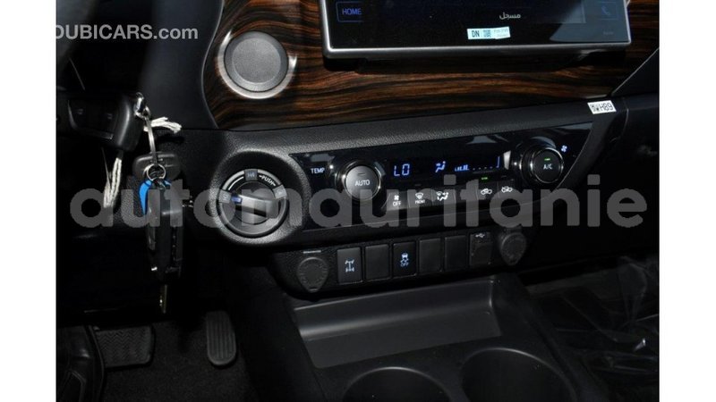 Big with watermark toyota hilux adrar import dubai 2144