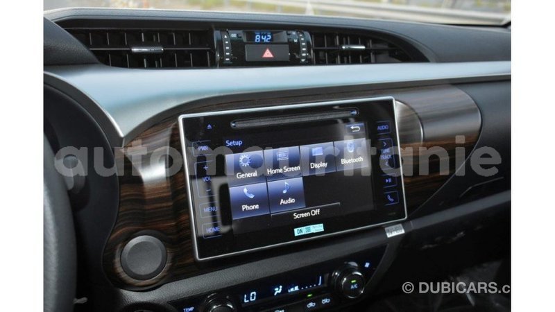 Big with watermark toyota hilux adrar import dubai 2144