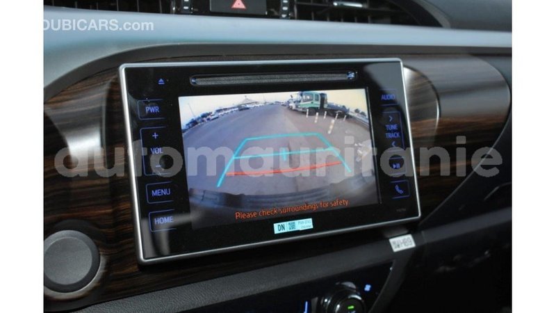 Big with watermark toyota hilux adrar import dubai 2144