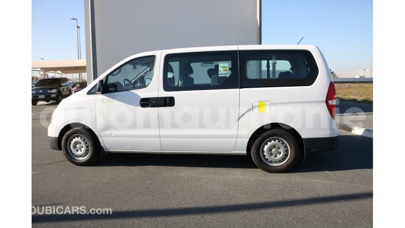 Big with watermark hyundai accent adrar import dubai 2145