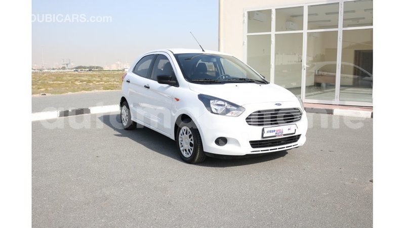 Big with watermark ford club wagon adrar import dubai 2147