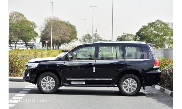 Buy Import Toyota Land Cruiser Black Car in Import - Dubai in Adrar Buy Import Toyota Land Cruiser Black Car in Import - Dubai in Adrar