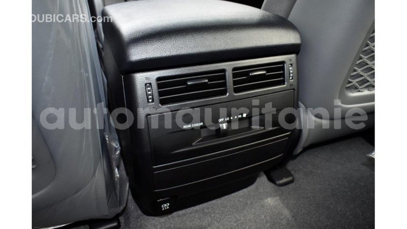 Big with watermark toyota land cruiser adrar import dubai 2156