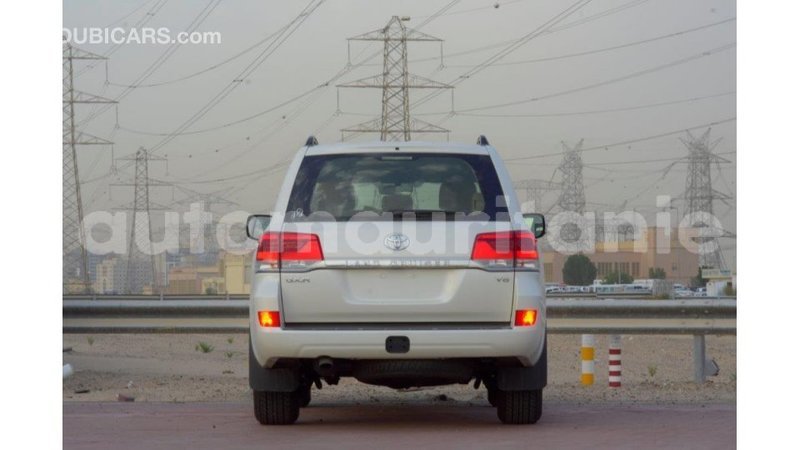 Big with watermark toyota land cruiser adrar import dubai 2161