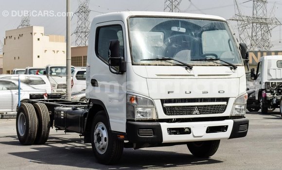 Buy Import Mitsubishi Carisma White Car in Import - Dubai in Adrar Buy Import Mitsubishi Carisma White Car in Import - Dubai in Adrar