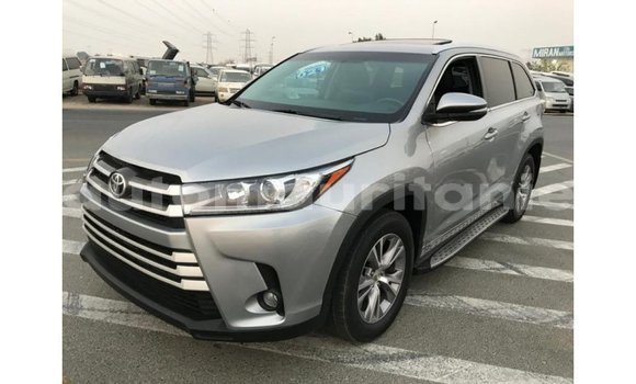 Acheter Import Voiture Toyota Highlander Autre à Import - Dubai, Adrar Acheter Import Voiture Toyota Highlander Autre à Import - Dubai, Adrar