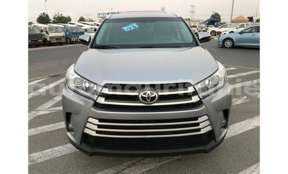 Acheter Import Voiture Toyota Highlander Autre à Import - Dubai, Adrar Acheter Import Voiture Toyota Highlander Autre à Import - Dubai, Adrar