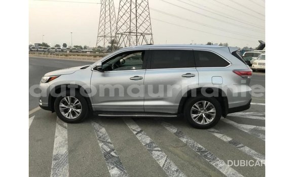 Acheter Import Voiture Toyota Highlander Autre à Import - Dubai, Adrar Acheter Import Voiture Toyota Highlander Autre à Import - Dubai, Adrar