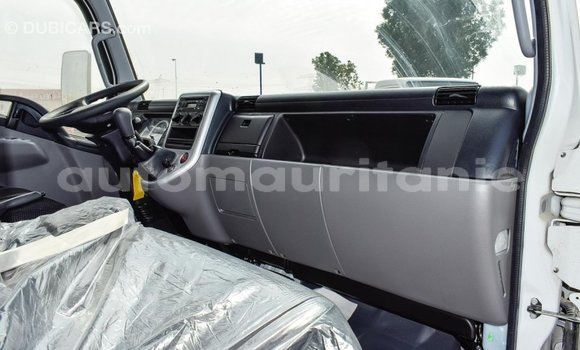 Buy Import Mitsubishi Carisma White Car in Import - Dubai in Adrar Buy Import Mitsubishi Carisma White Car in Import - Dubai in Adrar