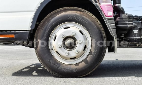 Buy Import Mitsubishi Carisma White Car in Import - Dubai in Adrar Buy Import Mitsubishi Carisma White Car in Import - Dubai in Adrar